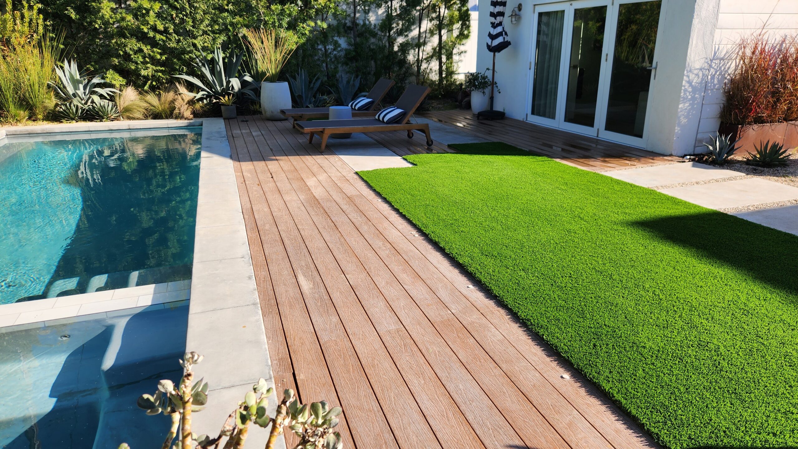 5 Reasons to Add Artificial Turf Around Pools US Family Turf