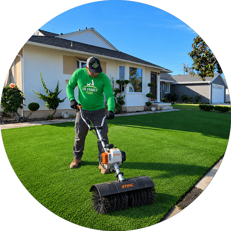 Artificial turf power brushing and fiber lifting in Los Angeles
